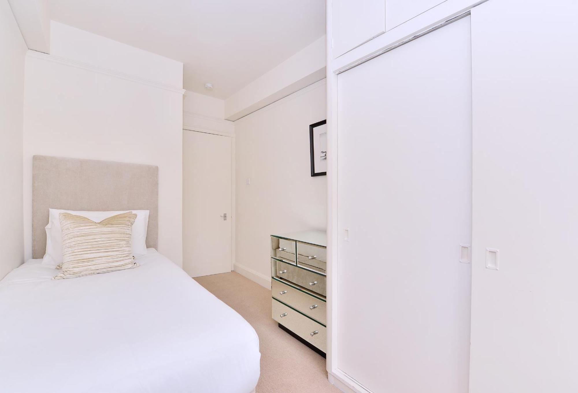 Pelham Court Apartments ロンドン エクステリア 写真