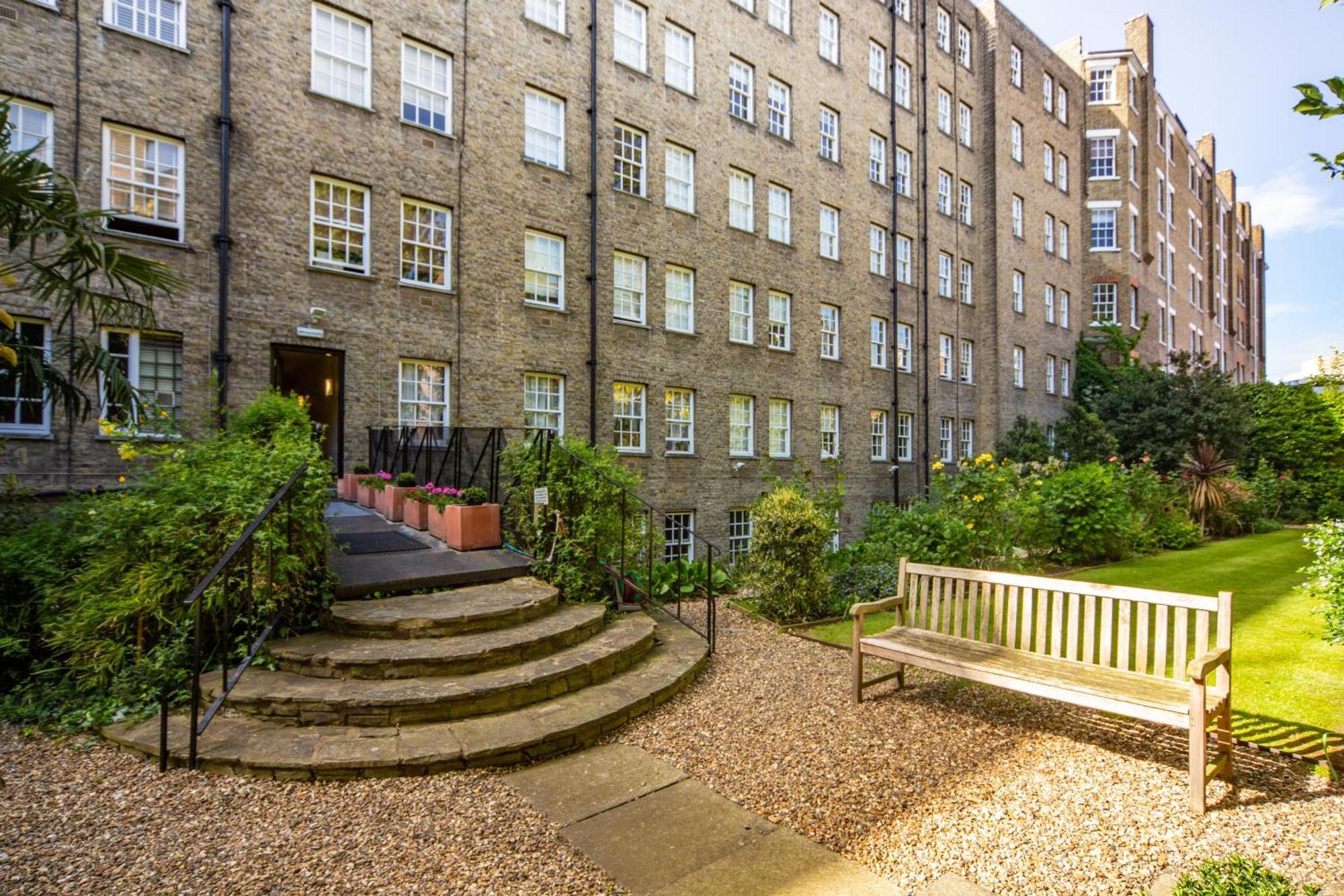 Pelham Court Apartments ロンドン エクステリア 写真
